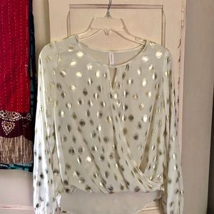 NWT xhilaration blouse